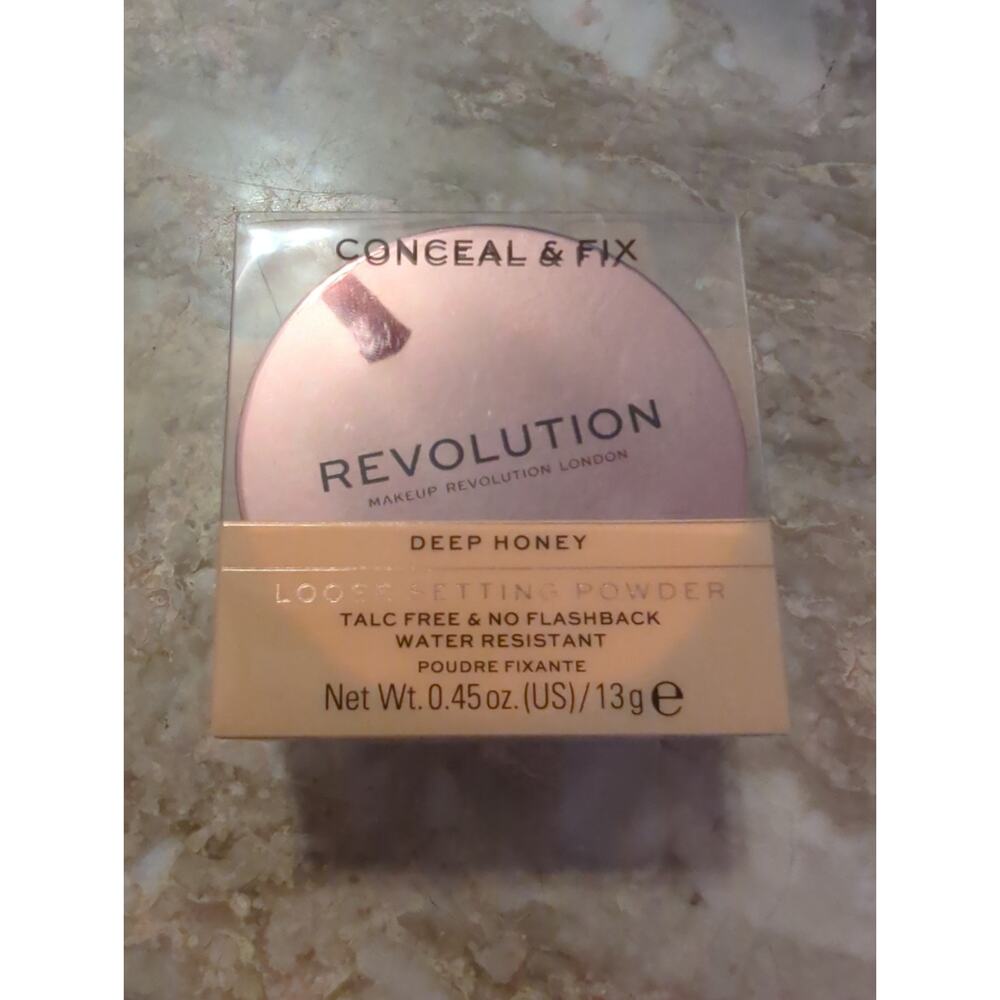 Revolution Conceal & Fix Setting Powder Deep Honey NIB - Picture 3 of 3